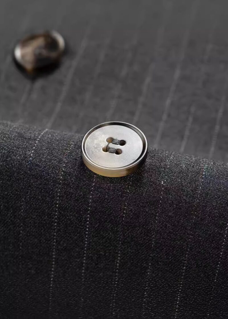 Men's Grey 2-Piece Double Breasted 3-Button Suit with Peak Lapel for Business & Wedding